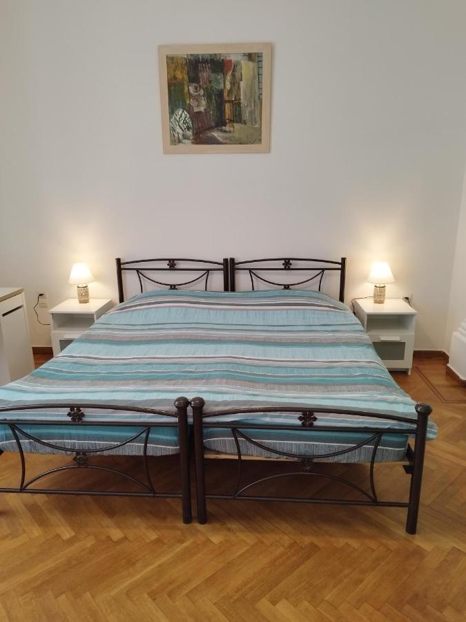 Комната Pilika 4Room With Shared Bath Ateny Zewnętrze zdjęcie
